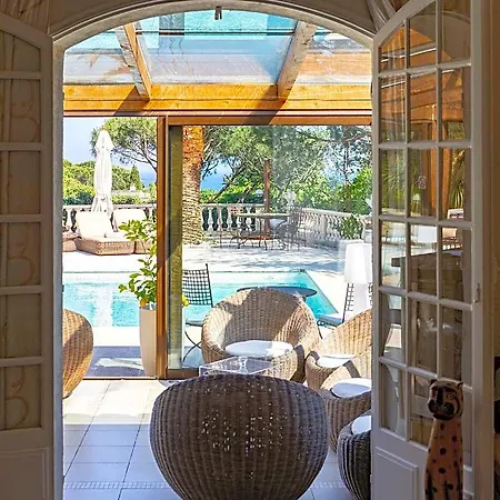 Le Pavillon De Pampelonne Hotel